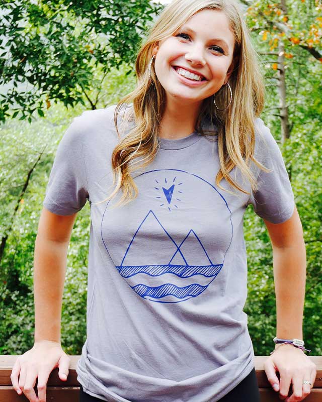 T-Shirt | Sun Heart – Love for Nica | White Ink